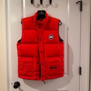Canada Goose men’s freestyle vest size S